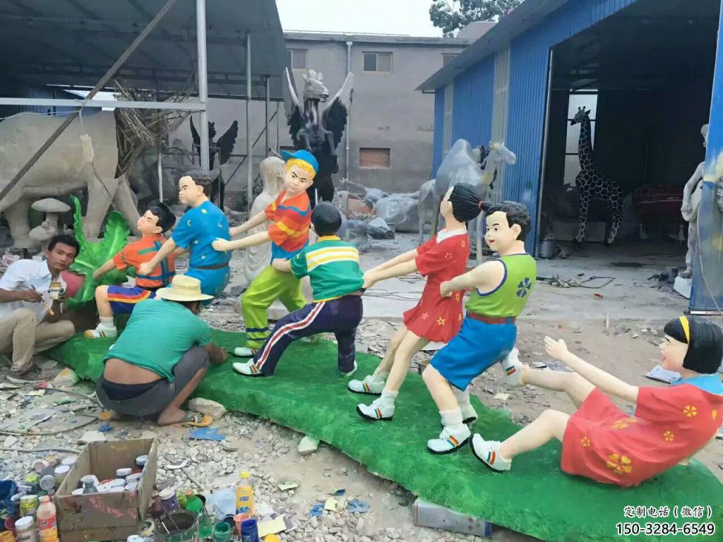 拔蘿卜雕塑廠家，兒童玩耍雕塑，玻璃鋼童趣人物小品