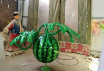 西瓜雕塑廠家，園林小品擺件，仿真玻璃鋼瓜果雕塑
