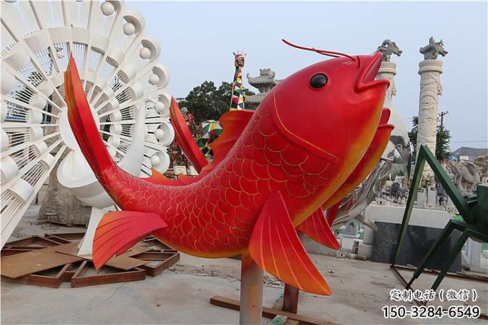 鯉魚雕塑廠家，仿真彩繪鯉魚雕塑，水景海洋生物雕塑小品