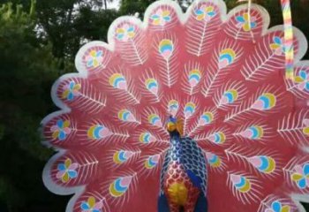 孔雀雕塑廠家，商場動(dòng)物小品，仿真孔雀擺件雕塑廠