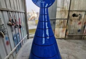 魚尾雕塑廠家，半身動(dòng)物擺件，玻璃鋼魚尾雕塑廠