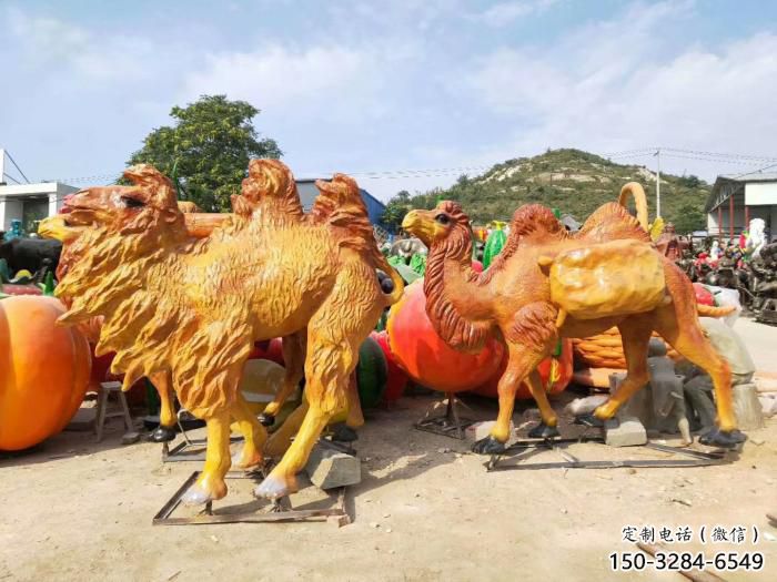 田間駱駝雕塑廠(chǎng)家 彩繪仿真雕塑 園林?jǐn)[件