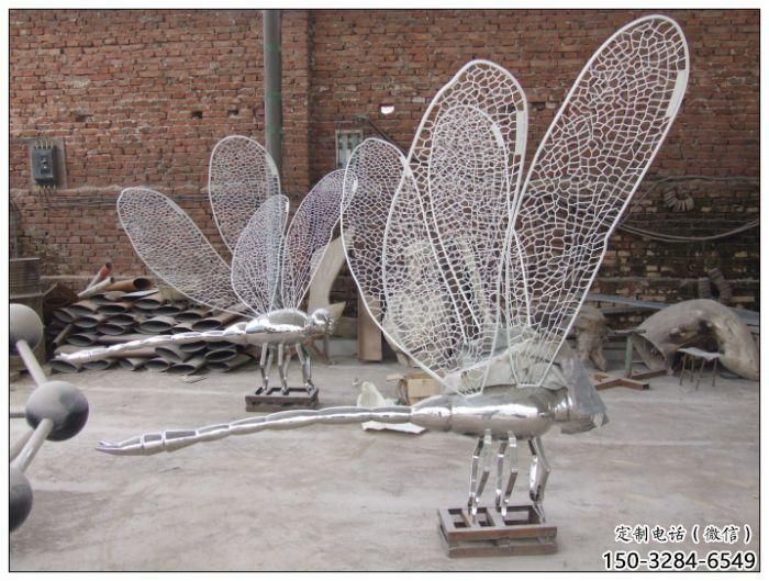 螳螂雕塑，動(dòng)物雕塑，鏤空工藝雕塑