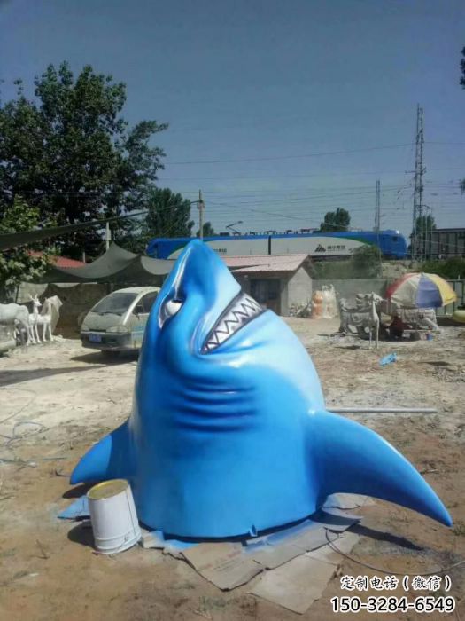 彩繪魚(yú)頭雕塑 仿真生物雕塑 步行街?jǐn)[件