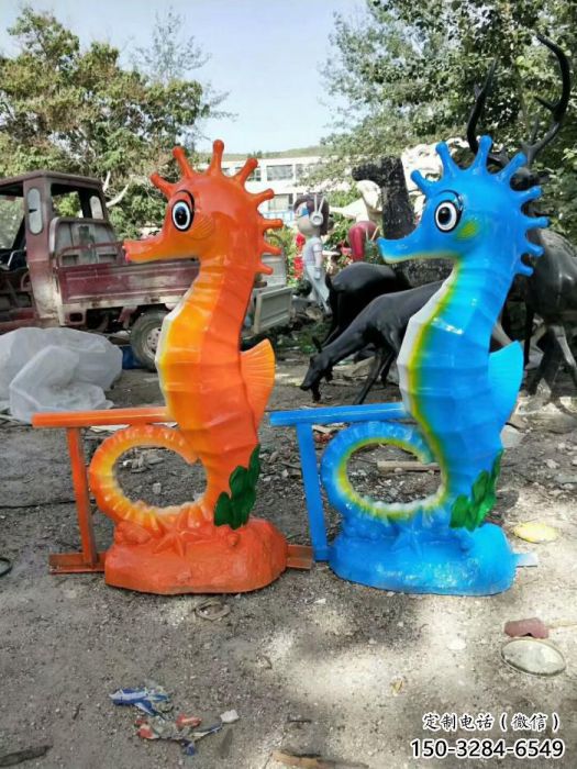 步行街河馬雕塑，玻璃鋼動物雕塑，仿真方式