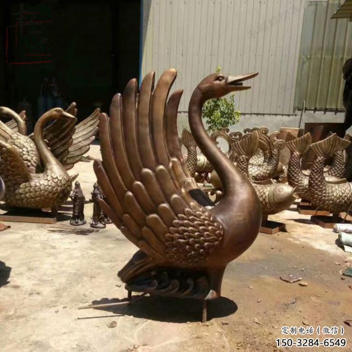 戶外鴨子雕塑廠家，仿真動物， 烤漆工藝