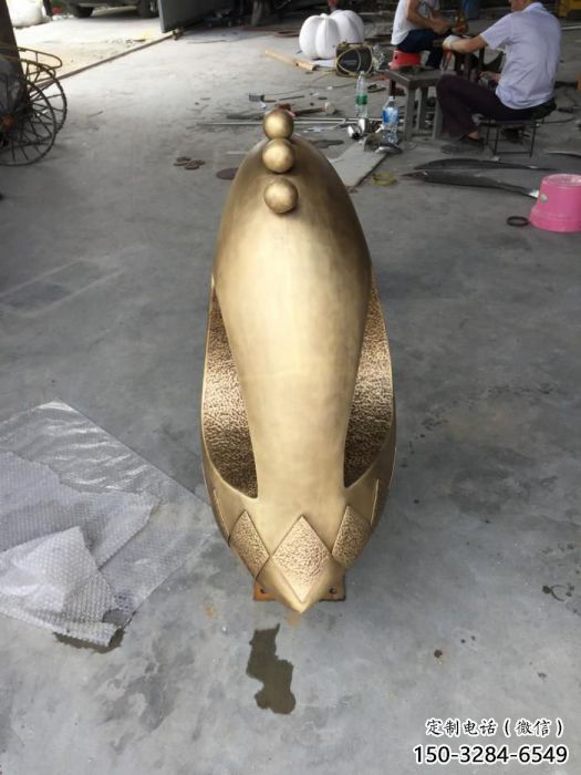 小區(qū)鳥類雕塑廠家，仿真主題，彩繪工藝