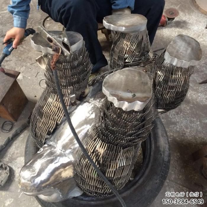 農(nóng)村猩猩雕塑廠家，發(fā)光主題，噴砂工藝