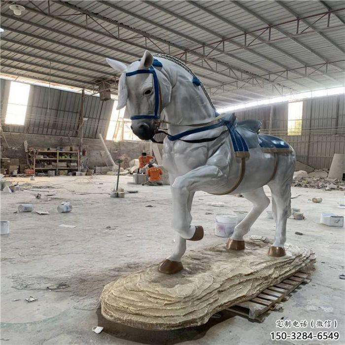 操場戰(zhàn)馬雕塑廠家，公園題材，動物主題