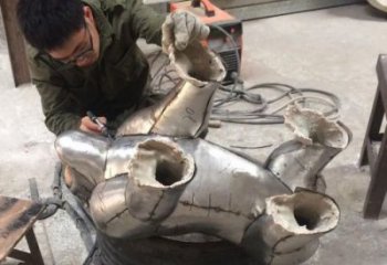 酒店猩猩雕塑廠家，水景系列，鍛造工藝