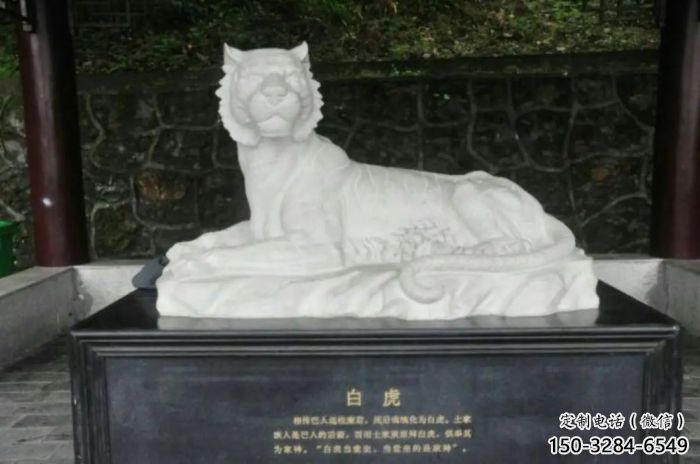 街道白虎雕塑，玻璃鋼仿銅雕塑，古銅效果
