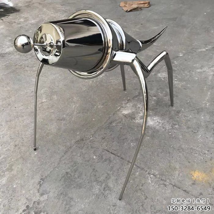 城市蝗蟲雕塑廠家，鏡面昆蟲雕塑，鏡面效果