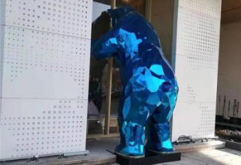 城市狗熊雕塑，彩繪雕塑，仿真效果