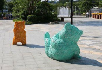 街道狗熊雕塑，鑄銅動(dòng)物雕塑，古銅效果