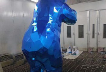 售樓部狗熊雕塑，烤漆動(dòng)物雕塑，彩繪題材