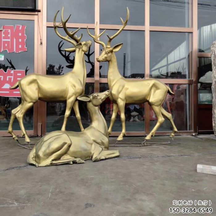 小區(qū)馴鹿雕塑，動(dòng)物軟裝雕塑，抽象效果