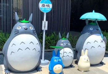 城市龍貓雕塑，動漫雕塑，彩繪效果