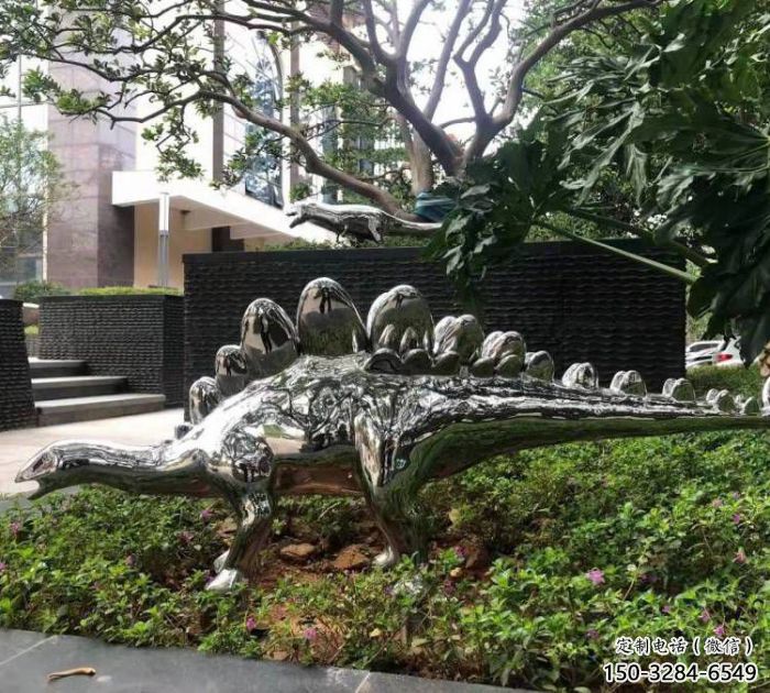 景觀恐龍雕塑廠家，拋光工藝，鏡面恐龍雕塑承接