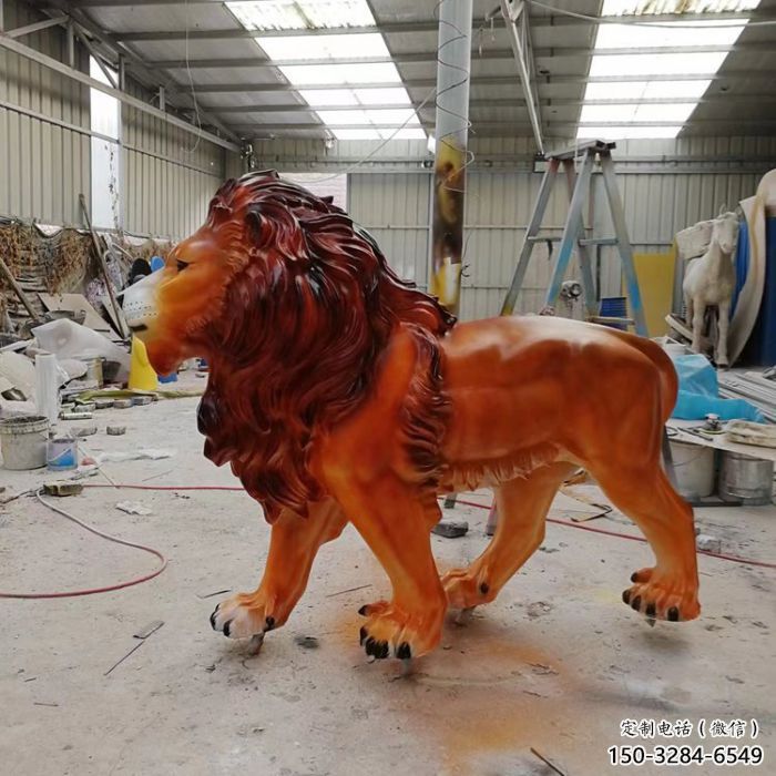 彩繪獅子雕塑，玻璃鋼走獅動物雕塑