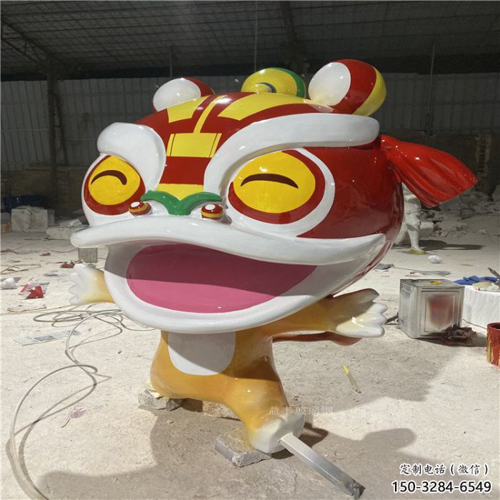 卡通形態(tài)效果，玻璃鋼卡通獅子雕塑，美陳景觀擺件