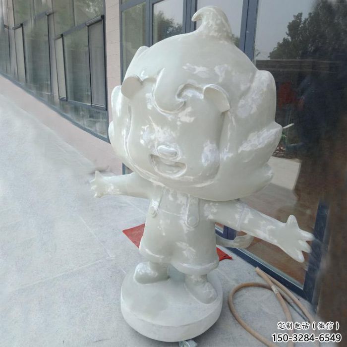 室外玻璃鋼卡通獅子雕塑制作，立體動(dòng)漫效果