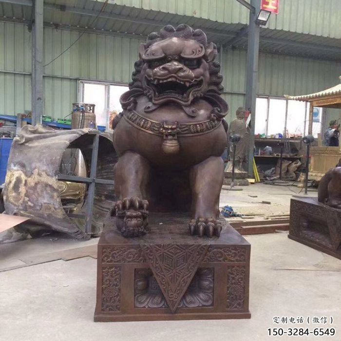 獅子雕塑優(yōu)選，室外雕塑，鑄銅景觀蹲獅雕塑優(yōu)選