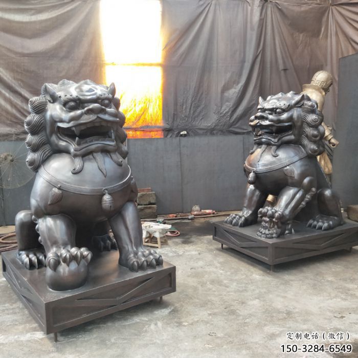 鑄銅獅子雕塑展品，景觀概念，黃銅蹲獅雕塑優(yōu)選