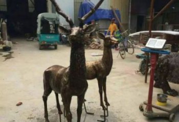 銅鹿雕塑，鑄銅動(dòng)物雕塑
