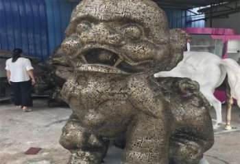 公共獅子雕塑訂做，城市裝飾，不銹鋼鏤空獅子雕塑