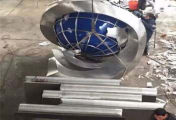 戶外地球雕塑點擊，圓雕體系，不銹鋼地球雕塑廠家