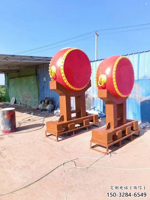 吐魯番景觀戰(zhàn)鼓雕塑