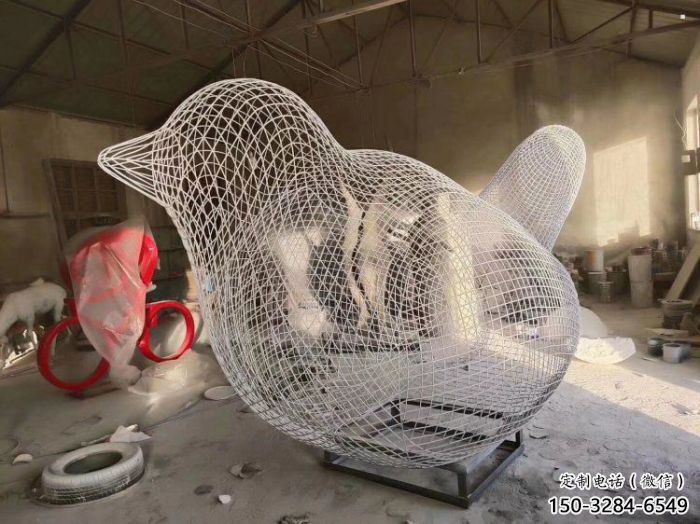 吐魯番鏤空小鳥雕塑精選，陸地擺件，鐵藝鳥兒雕塑精品